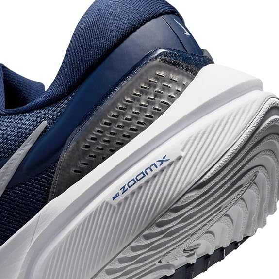 NikeAir Zoom Vomero 11 Nike Scarpe Running Planet Sport Italia