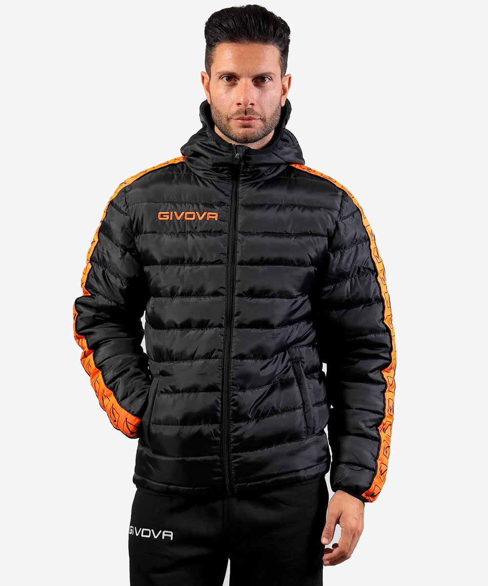 Giubbotto Givova Olanda Band nero e arancio fluo da panchina Givova Giacche e Giubbotti Planet Sport Italia